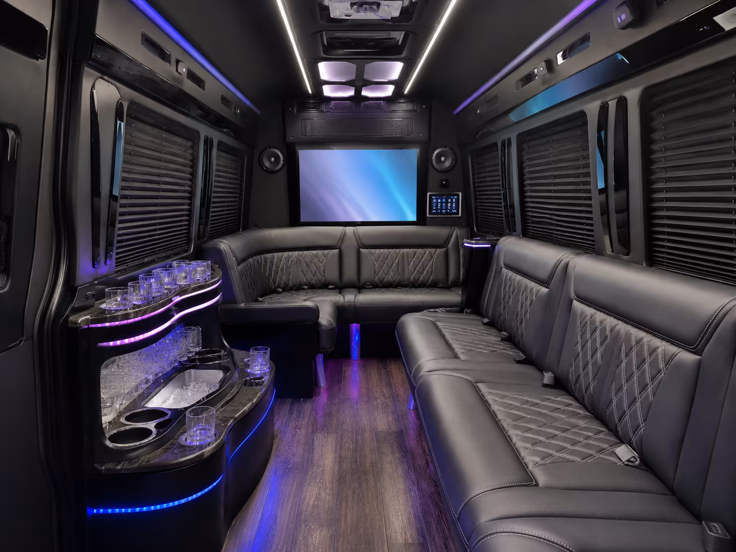 day trips to philadelphia are easy when the bus is already handled