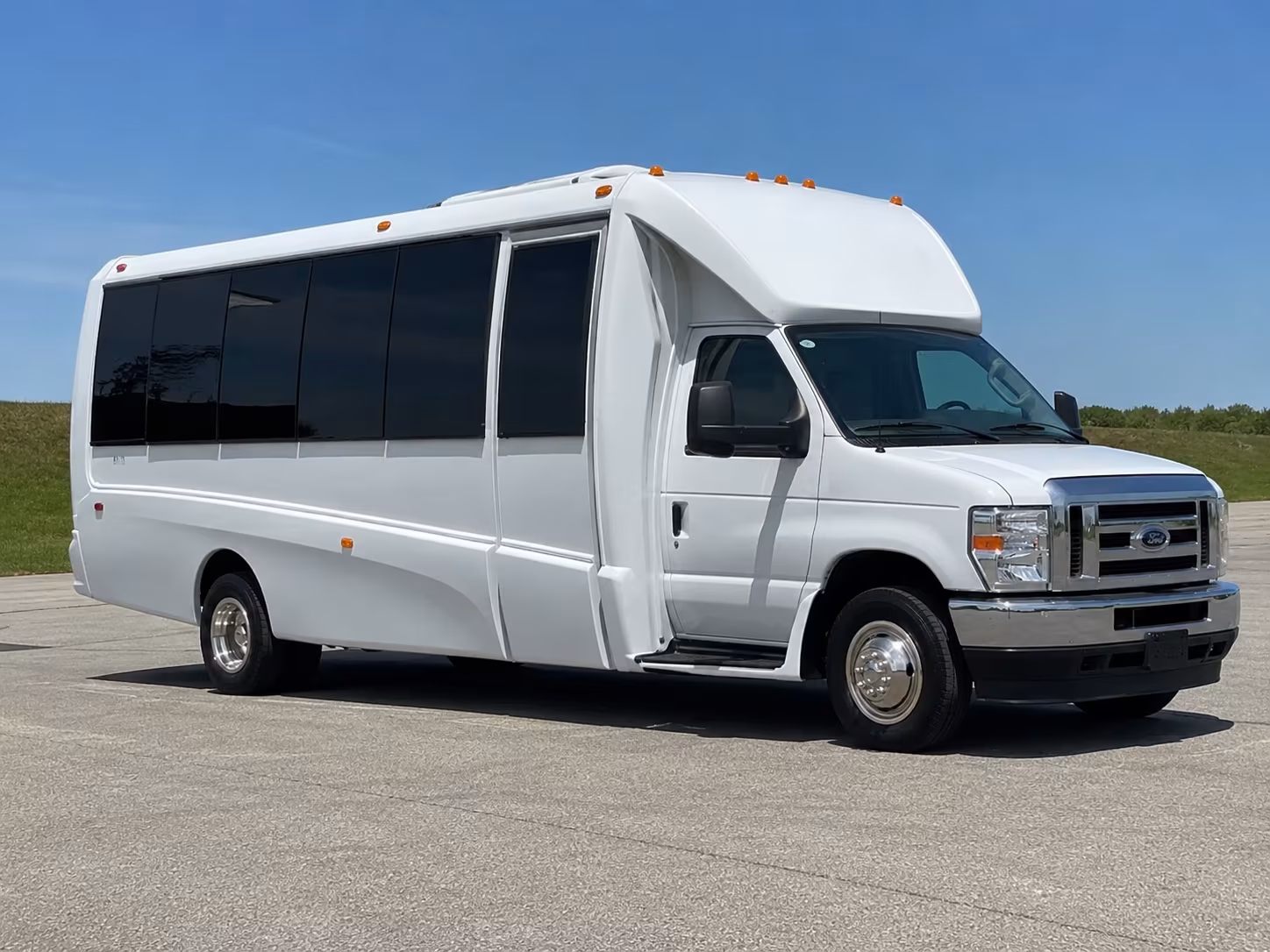 egg harbor wedding party bus rental